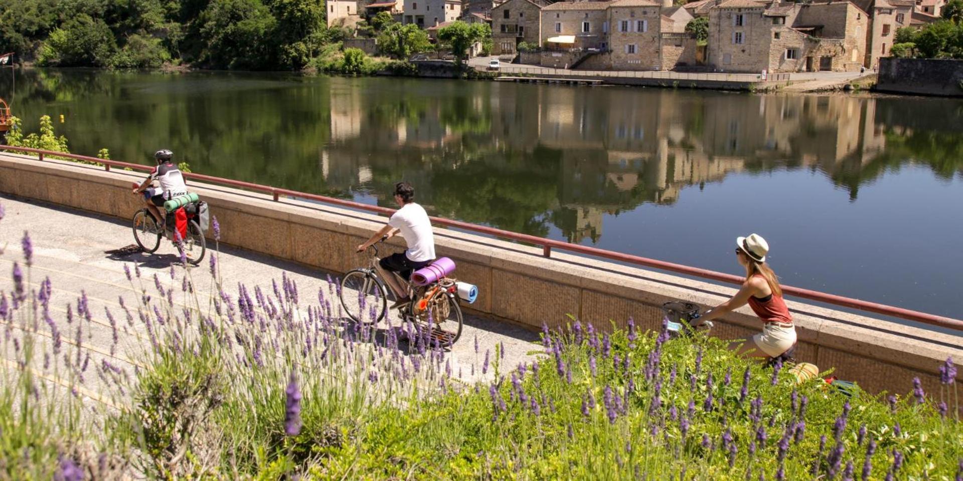 Gite sur le causse de St CHELS, charme sport et détente Saint-Chels Esterno foto